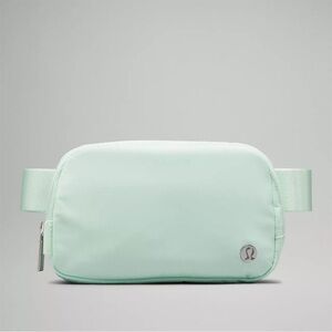 Lululemon Everywhere Belt Bag Mint Green